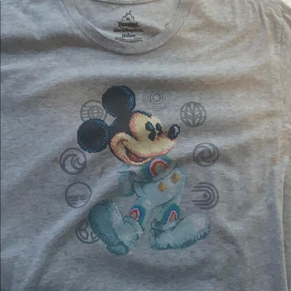 Disney Epcot T-shirt